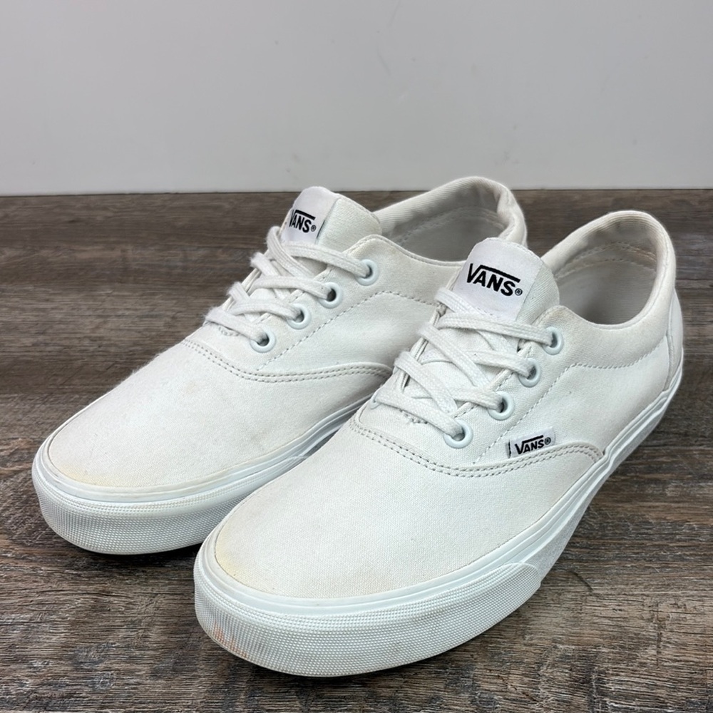 Women’s Vans DOHENY White Canvas Sneakers Size 7.5
